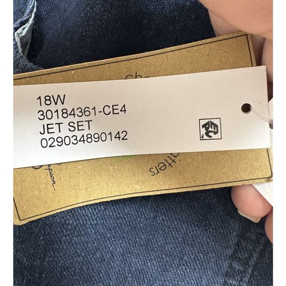 Jessica Simpson Flirt Straight Boot Jeans 18W Dark Wash Distressed Denim NWT - Picture 5 of 10